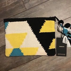 Shiraleah 🆕 with tags gorgeous Alyssa zip pouch